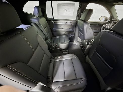 New 2026 GMC Acadia Elevation w/ Elevation Premium Package image 23