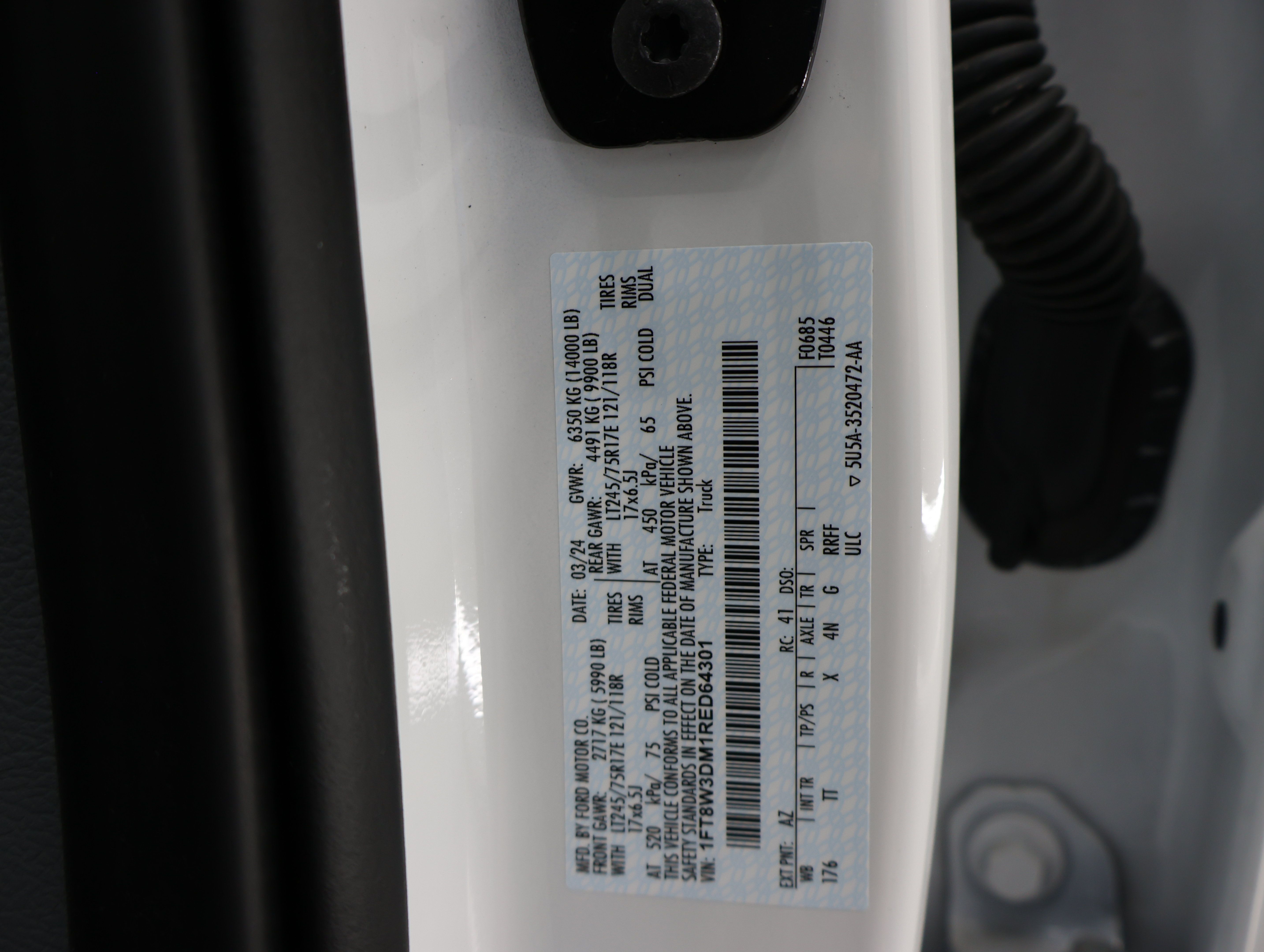 Used 2024 Ford F350 Limited w/ FX4 Off-Road Package AWD/4WD image 79