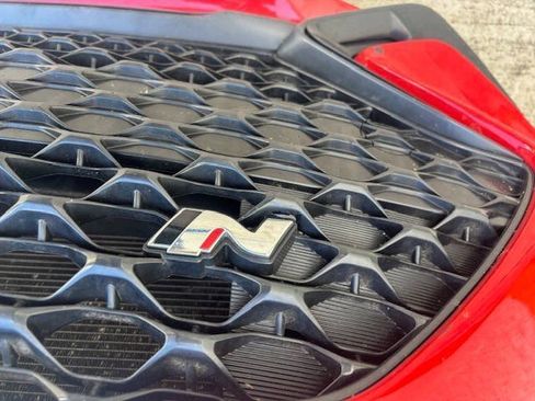 Used 2019 Hyundai Veloster N N FWD image 19