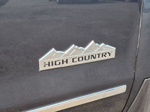 Used 2018 Chevrolet Silverado 1500 High Country AWD/4WD image 14