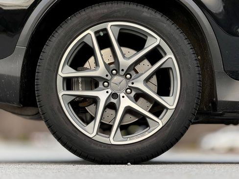 Used 2019 Mercedes-Benz GLC 63 AMG 4MATIC Coupe image 18