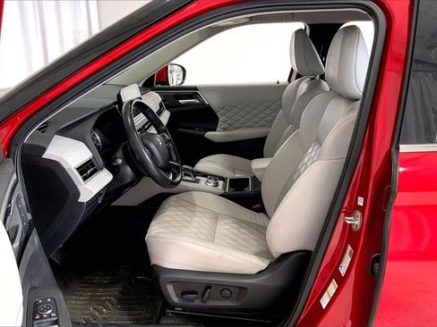 Used 2022 Mitsubishi Outlander SEL image 15