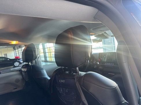 Certified 2023 Toyota Sienna LE FWD image 12