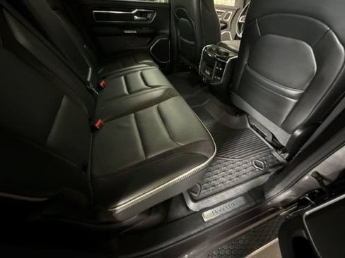 Used 2022 RAM 1500 Laramie AWD/4WD image 32