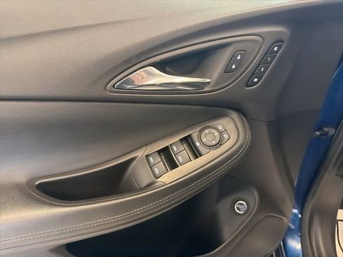 Used 2023 Buick Encore GX Essence w/ Experience Buick Package AWD/4WD image 29