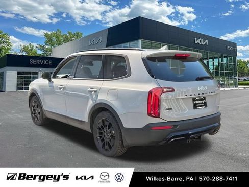 Used 2022 Kia Telluride SX w/ SX Prestige Package AWD/4WD image 8