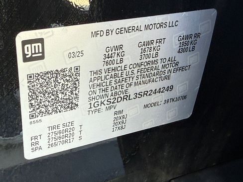 Used 2025 GMC Yukon Denali AWD/4WD image 36