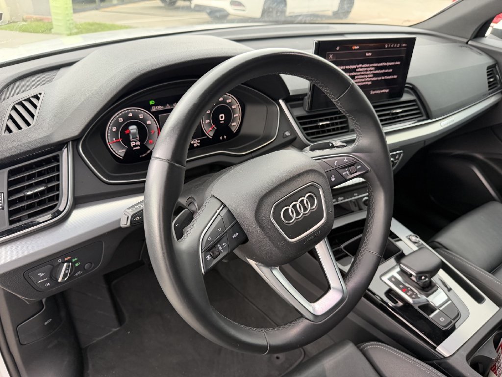 Used 2025 Audi Q5 2.0T Premium AWD/4WD image 14