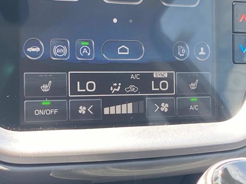 New 2025 Subaru Outback Onyx Edition w/ Popular Package #2 image 11