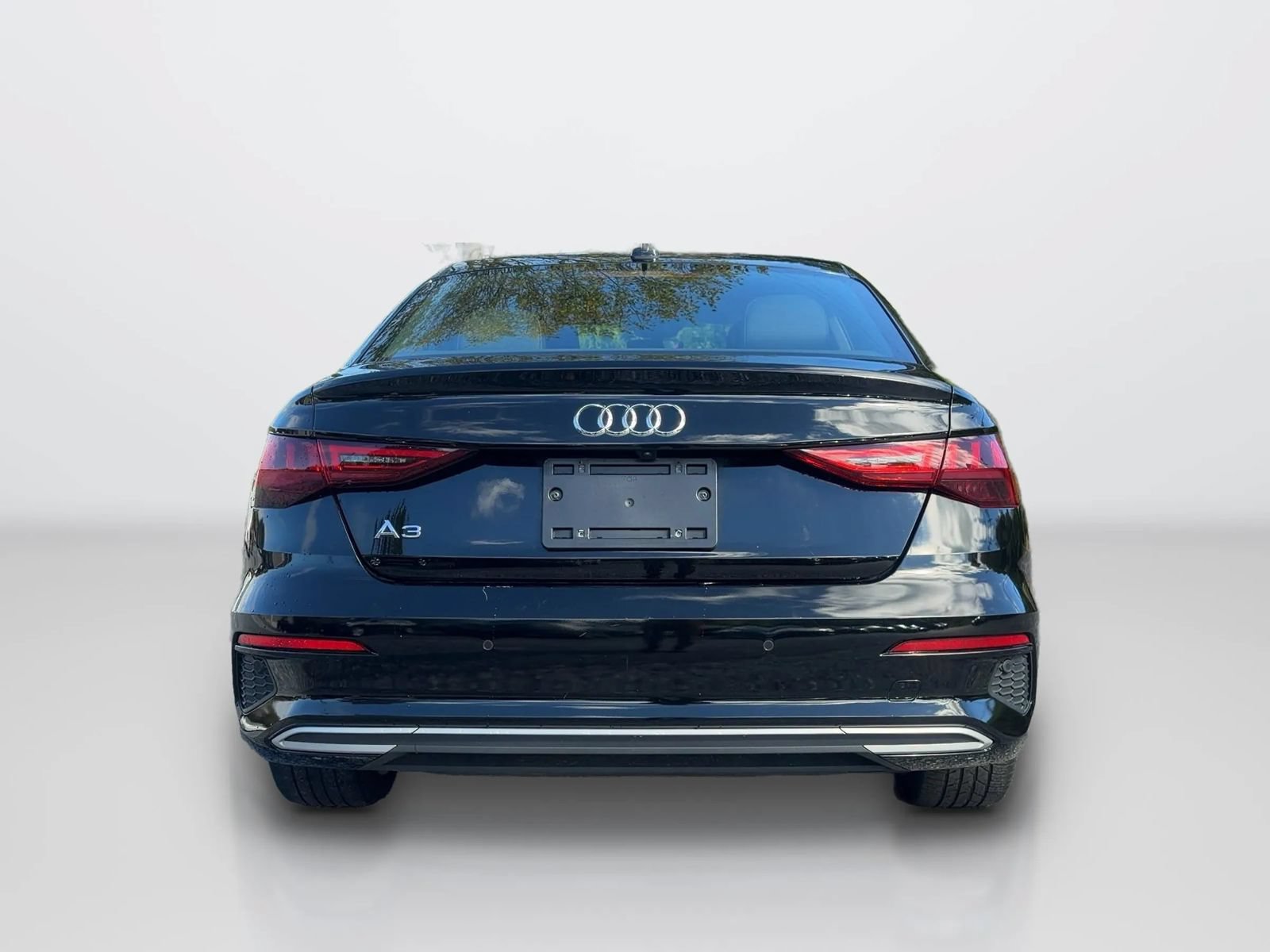 Used 2023 Audi A3 2.0T Premium FWD image 4