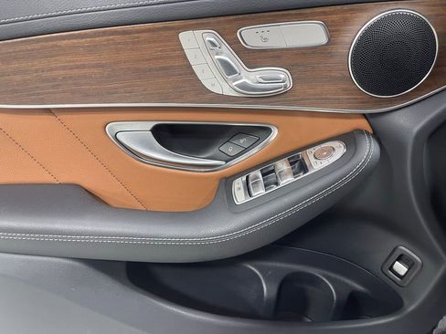 Used 2023 Mercedes-Benz GLC 300 4MATIC Coupe image 18