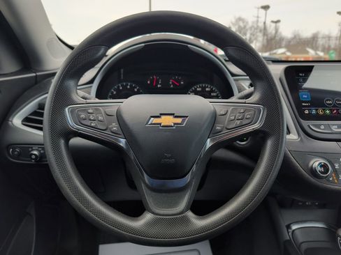 Used 2023 Chevrolet Malibu LT image 11