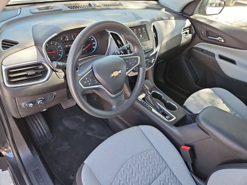 Certified 2022 Chevrolet Equinox LS FWD image 10