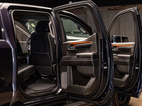 Used 2023 GMC Sierra 1500 Denali w/ Denali Reserve Package image 26