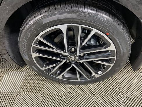 New 2026 Toyota Camry XLE image 5