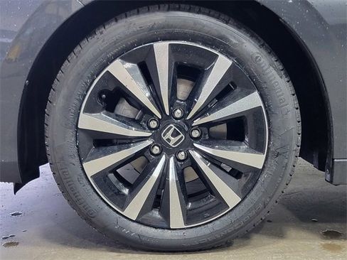 Certified 2024 Honda Civic EX-L image 10