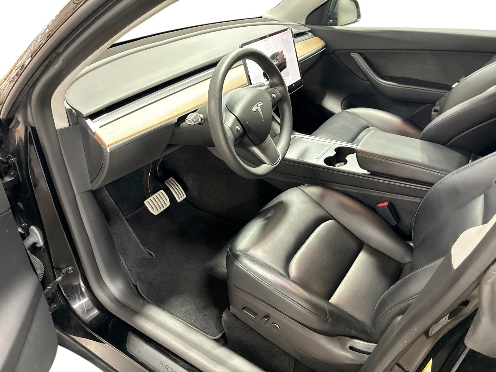 Certified 2022 Tesla Model Y Performance AWD/4WD image 9