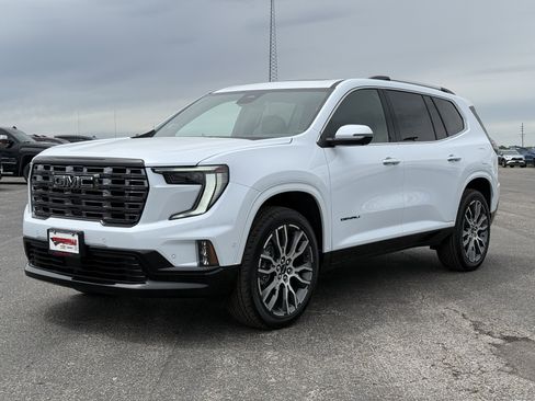 New 2026 GMC Acadia Denali Ultimate w/ LPO, Floor Liner Package AWD/4WD image 8