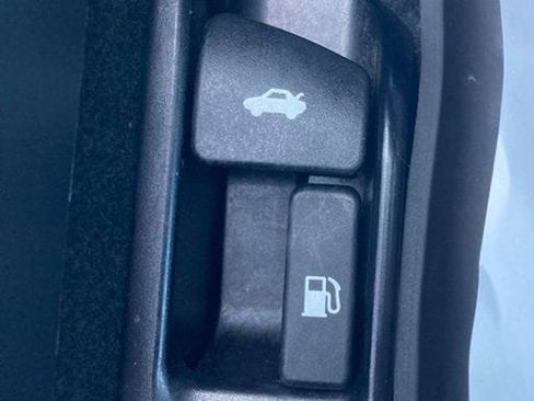 Certified 2023 Toyota Corolla SE w/ Carpet Mat Package (TMS) FWD image 27