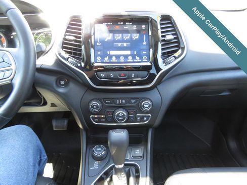 Used 2021 Jeep Cherokee Limited AWD/4WD image 26