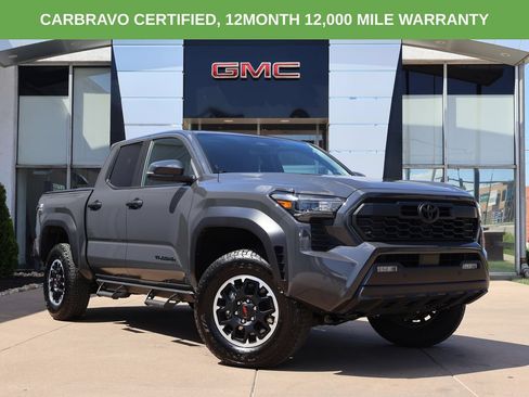 Used 2025 Toyota Tacoma TRD Off-Road w/ TRD Off Road Upgrade Package AWD/4WD image 1