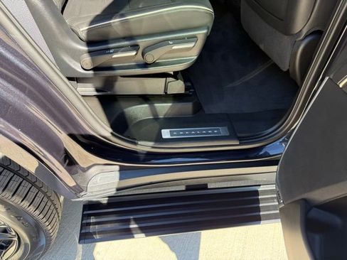 Used 2023 Cadillac Escalade Sport w/ LPO, ONYX Package AWD/4WD image 88