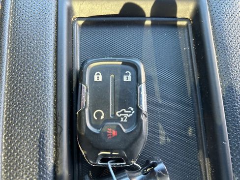 Used 2022 GMC Sierra 2500 AT4 w/ AT4 Preferred Package image 42