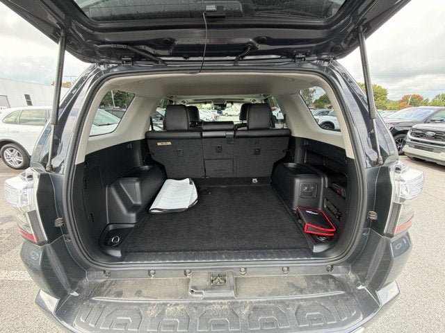 Used 2024 Toyota 4Runner TRD Off-Road Premium w/ Moonroof Package AWD/4WD image 26