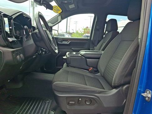 Used 2023 Chevrolet Silverado 1500 LT w/ Z71 Off-Road Package image 13