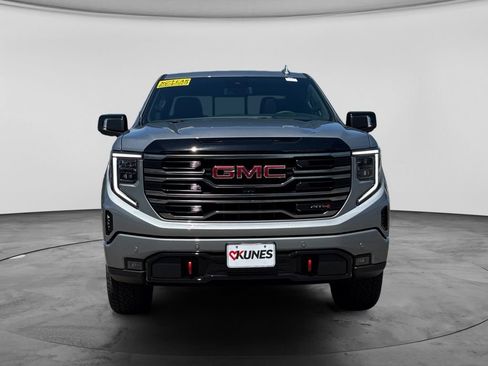 New 2026 GMC Sierra 1500 AT4 w/ AT4 Preferred Package AWD/4WD image 2