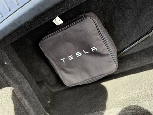 Used 2018 Tesla Model S 75D image 17