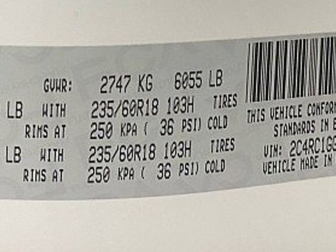 Used 2017 Chrysler Pacifica Limited image 28