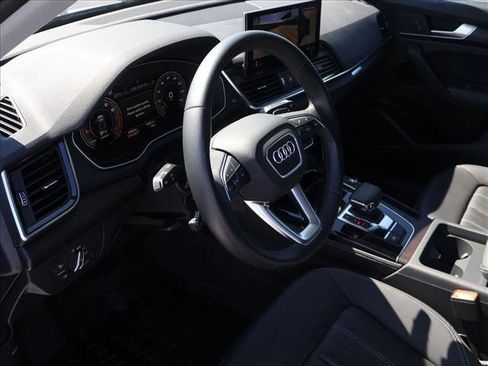 Used 2023 Audi Q5 2.0T Premium Plus w/ Premium Plus Package AWD/4WD image 14