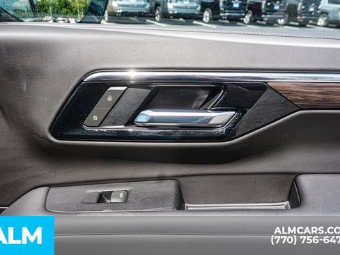 Used 2025 Chevrolet Tahoe LT AWD/4WD image 50