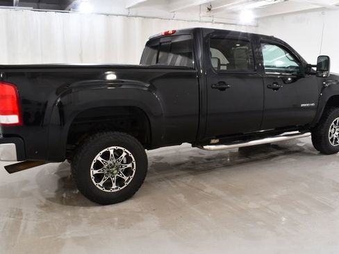 Used 2013 GMC Sierra 2500 SLT w/ SLT Convenience Package image 11