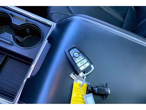 Used 2017 Ford F350 Platinum w/ Platinum Ultimate Package image 14