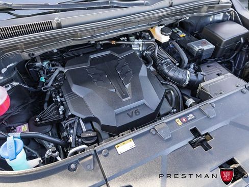 Used 2025 Kia Carnival SX image 47