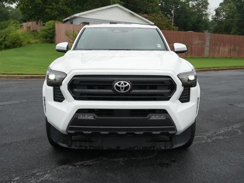 Used 2024 Toyota Tacoma SR5 RWD image 2