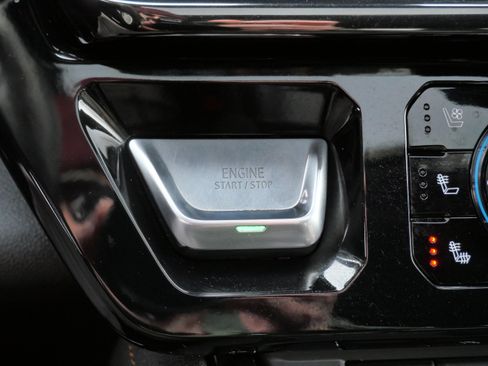 Used 2024 GMC Sierra 3500 AT4 w/ AT4 Premium Plus Package image 28