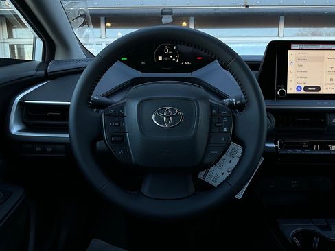 New 2026 Toyota Prius LE image 28