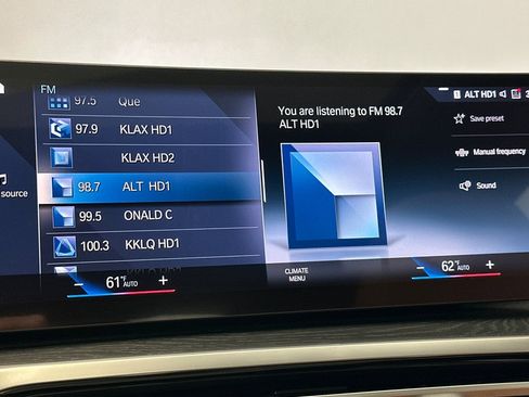 Certified 2023 BMW i4 eDrive35 w/ Premium Package image 22