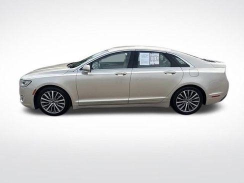 Used 2017 Lincoln MKZ Premiere FWD image 2