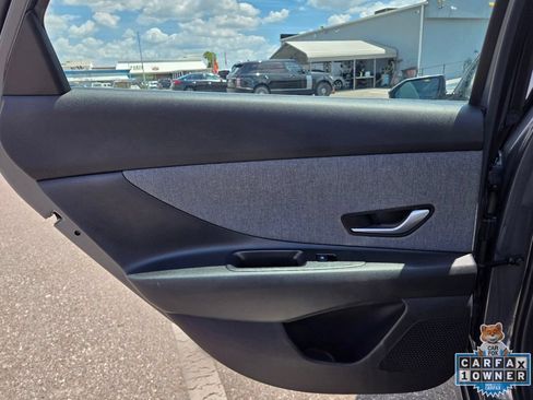 Used 2025 Hyundai Elantra Limited FWD image 39