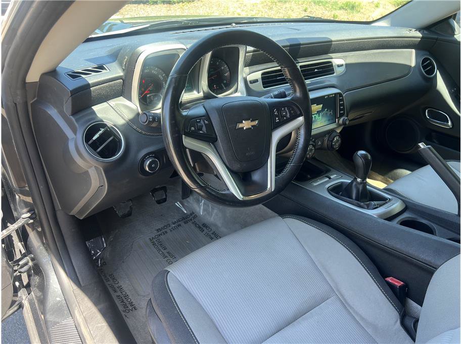 Used 2013 Chevrolet Camaro LT RWD image 12