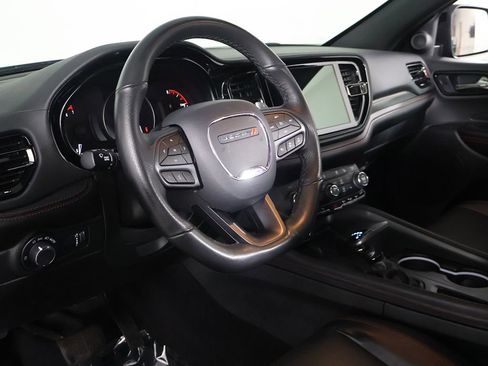 Used 2025 Dodge Durango GT AWD/4WD image 32