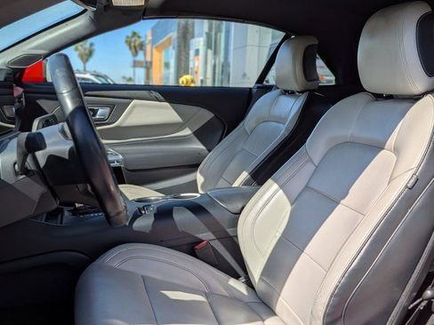 Used 2024 Ford Mustang Premium image 6