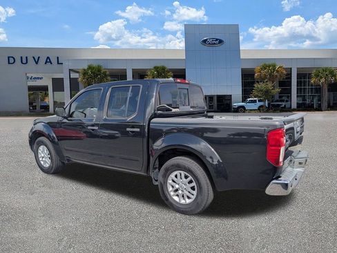 Used 2019 Nissan Frontier SV w/ Value Truck Package image 6
