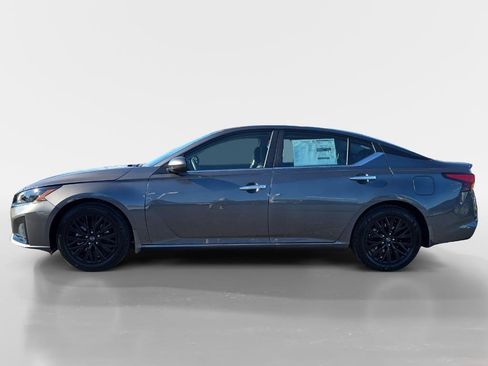 New 2025 Nissan Altima 2.5 SV w/ SV Special Edition Package image 2