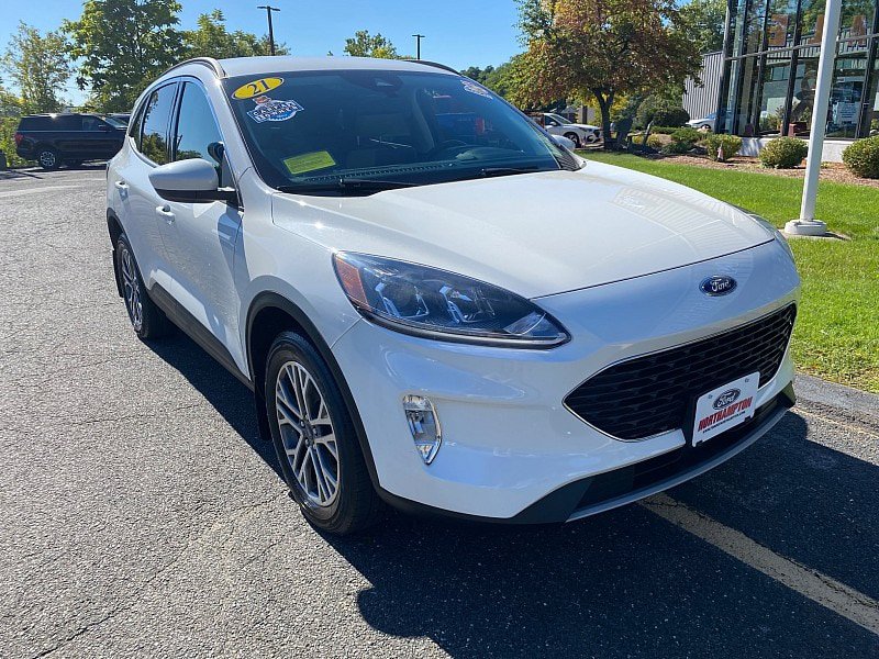 Certified 2021 Ford Escape SEL w/ Technology Package AWD/4WD image 3