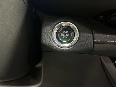 Certified 2023 Buick Envision Avenir AWD/4WD image 18